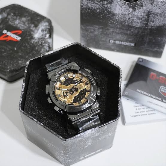 Casio G-Shock Premium Analog-Digital Black Edition